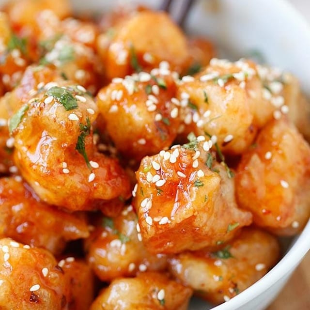 Sweet Chili Thai Chicken Rice Bowl.