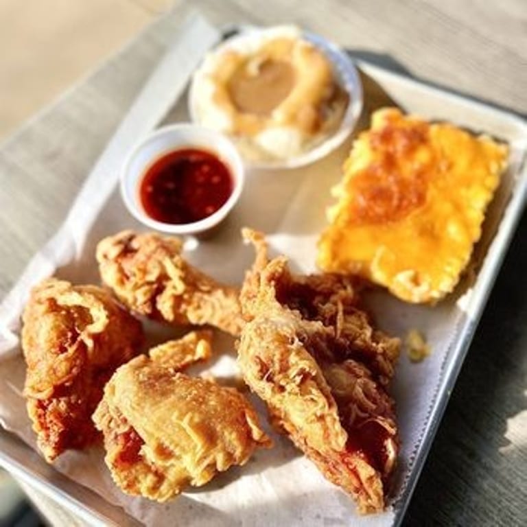 Delicious chicken & waffles